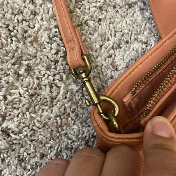 Universal Thread Paxton Tote - Picture 6 of 7